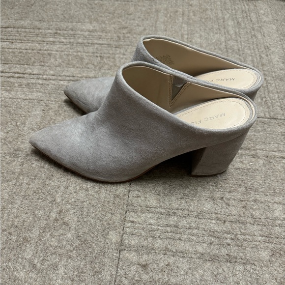 Marc Fisher Mule - Size 7.5. Gray / Taupe - Picture 1 of 3